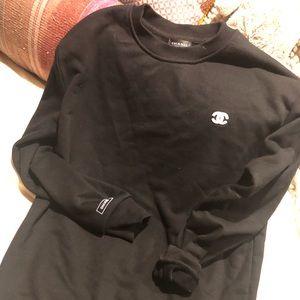 Chanel Sweatshirt